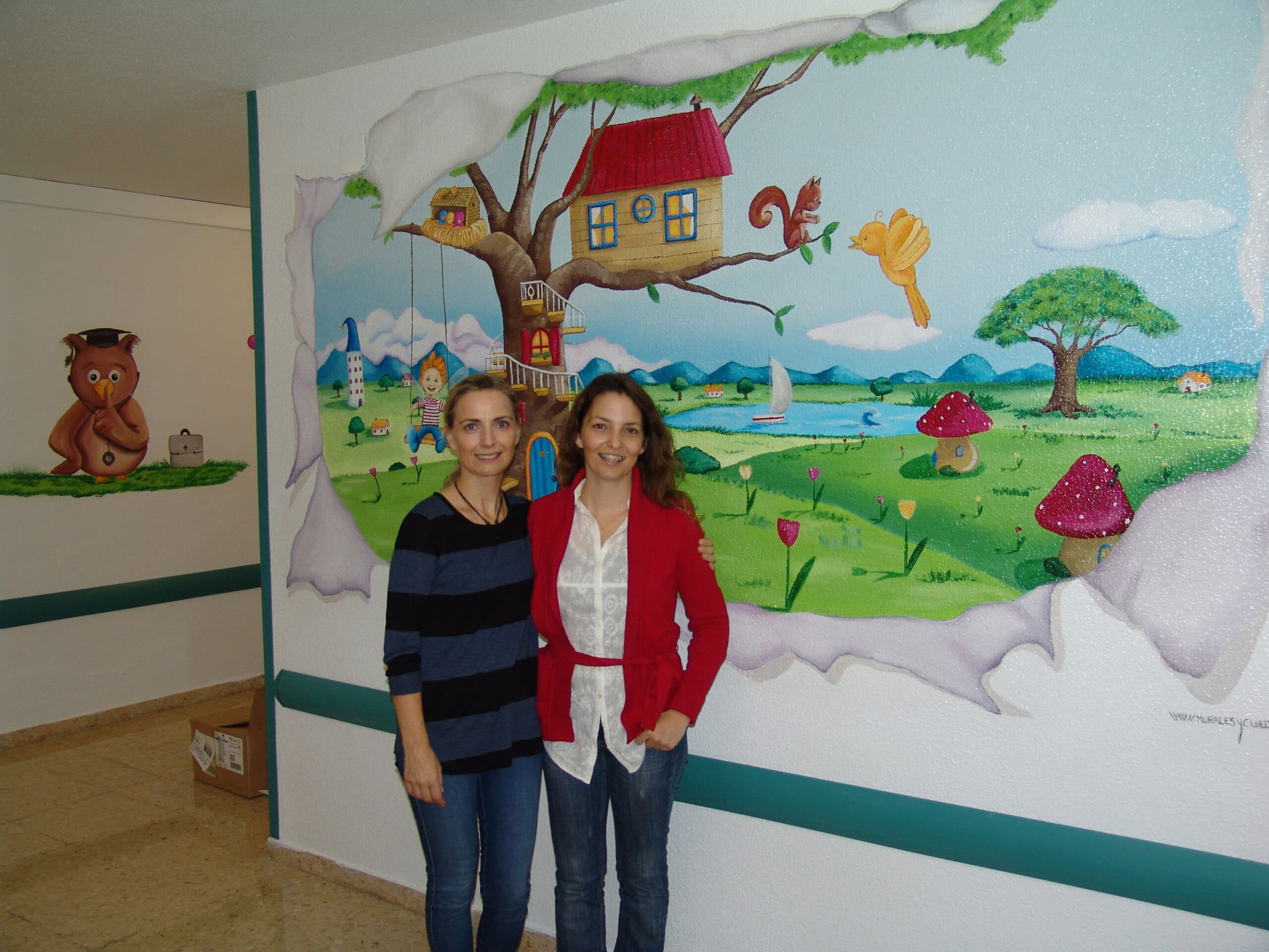 Murales infantiles Hospital 12 de Octubre 7A Paula Minguez Murales y cuadros 1 scaled